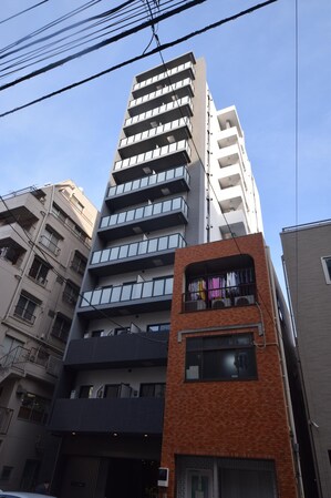 ドゥーエ入谷Iの物件外観写真